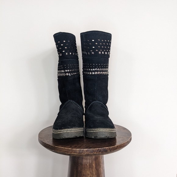 BearPaw Studded Black Suede Winter Boots (Wool & Sheepskin Lining) - Picture 3 of 9